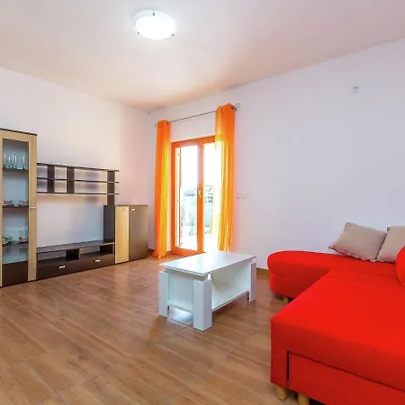 Σπίτι διακοπών In With Private Pool *