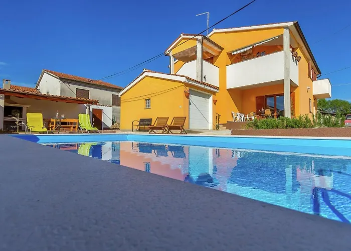 In With Private Pool